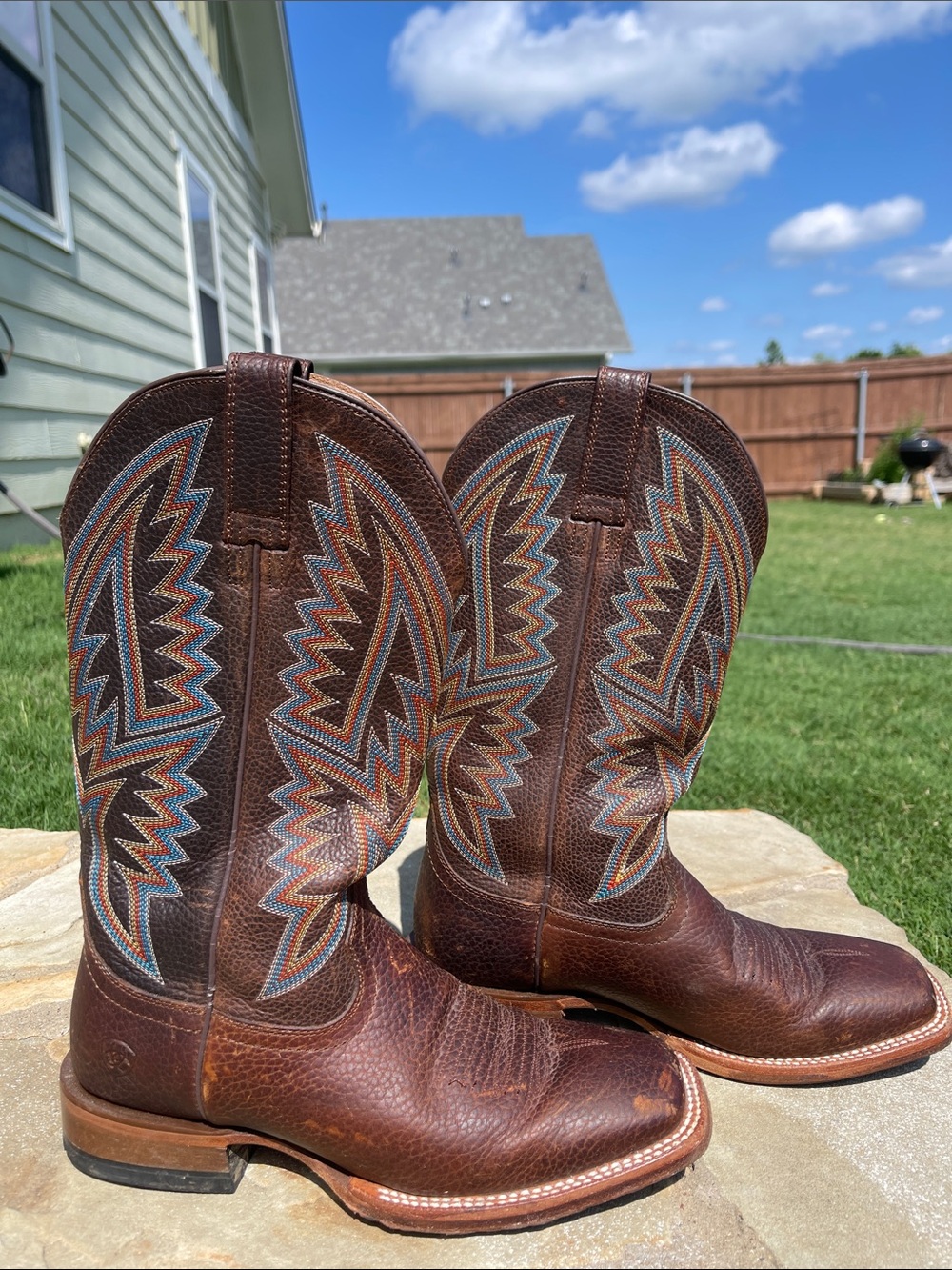 Ariat Brown Leather Western Cowboy Boots with Multicolor Stitching